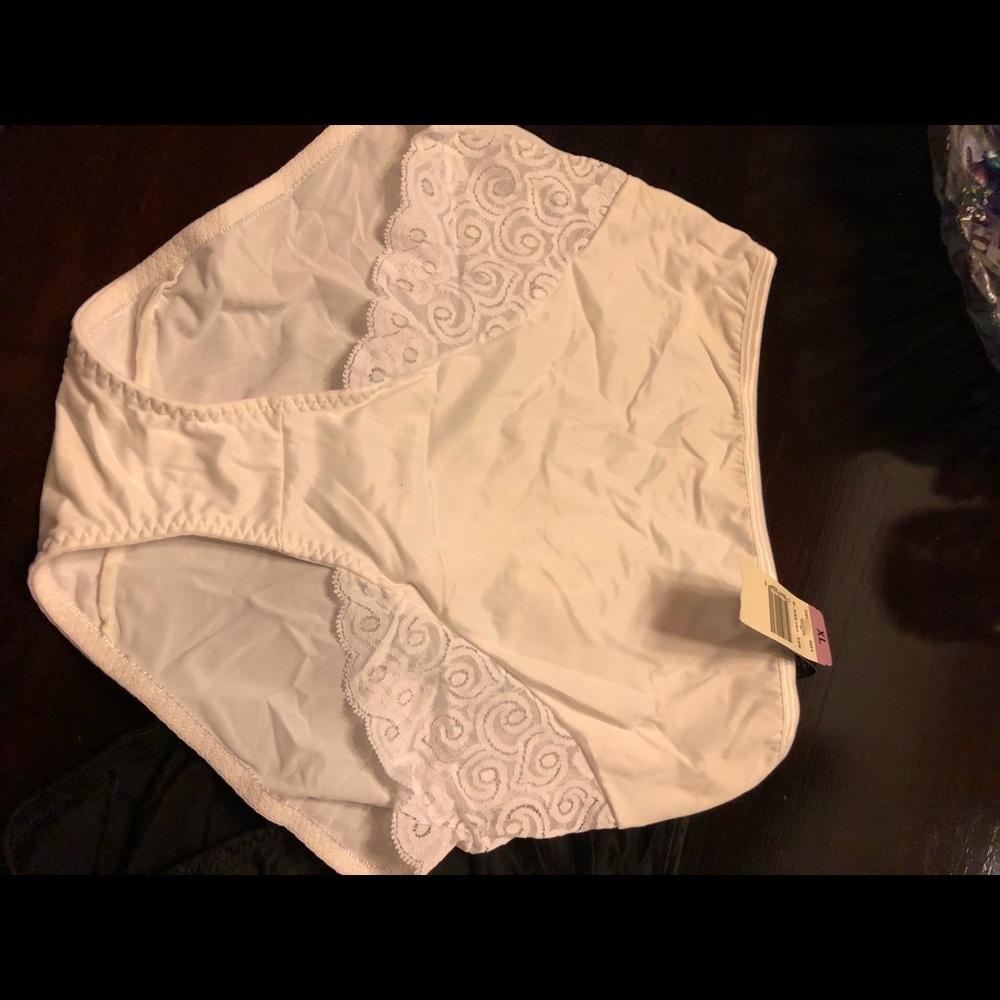 Intimate pants